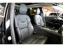 Volvo XC60 2.0 T6 AWD 293kW/399pk Aut8 Ultimate Bright PANORAMADAK + HARMAN/KARDON + PILOT ASSIST + EL.TREKHAAK + GOOGLE MAPS&SERVICES + 360 CAMERA + KEYLESS ENTRY&GO + LANE ASSIST + MATRIX LED + STOEL-&STUURVERWARMING + PARKSENSOREN V&A + 20" LM-VELGEN!!