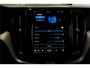 Volvo XC60 2.0 T6 AWD 293kW/399pk Aut8 Ultimate Bright PANORAMADAK + HARMAN/KARDON + PILOT ASSIST + EL.TREKHAAK + GOOGLE MAPS&SERVICES + 360 CAMERA + KEYLESS ENTRY&GO + LANE ASSIST + MATRIX LED + STOEL-&STUURVERWARMING + PARKSENSOREN V&A + 20" LM-VELGEN!!