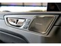 Volvo XC60 2.0 T6 AWD 293kW/399pk Aut8 Ultimate Bright PANORAMADAK + HARMAN/KARDON + PILOT ASSIST + EL.TREKHAAK + GOOGLE MAPS&SERVICES + 360 CAMERA + KEYLESS ENTRY&GO + LANE ASSIST + MATRIX LED + STOEL-&STUURVERWARMING + PARKSENSOREN V&A + 20" LM-VELGEN!!