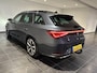 SEAT Leon Sportstourer 1.5 eTSI FR Launch Edition | Panoramadak | Trekhaak | Navigatie | All-season banden |