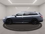 Volkswagen Passat Variant 1.5 eHybrid R-Line 272 PK PHEV, Panoramadak, Trekhaak, Black-Style, Head-Up, Massage