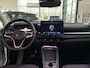 Volkswagen T-Roc 1.5 eTsi Life First Edition | Automaat | Adaptive cruise control | Stoelverwarming | Stuurverwarming | Apple carplay / Android auto |