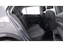 Volkswagen Golf 1.0 eTSI 110pk DSG Life Navigatie Stoel verwarming