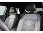Volkswagen T-Roc 1.5 TSI R-Line 150PK / 110kW Achteruitrijcamera, draadloos Apple Carplay & Android Auto, verwarmbare voorstoelen + stuurwiel, dodehoeksensor (Side Assist), parkeerassistent (Park Assist), volledig digtiaal instrumentenpaneel (Digital Cockpit Pro), full LED koplampen, grootlichtassistent, voorstoelen Top-Comfort, parkeersensoren voor + achter, achterklep elektrisch met sensorsturing (Easy Open), DAB+, geen navigatie (bestelbaar), zwarte hemel, extra getint glas achter, 18'' LMV 'Nevada'