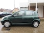 Toyota Yaris 1.3 / Exportprijs €1.450 / NL prijs €1.750