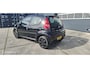 Peugeot 107 1.0-12V Urban Move Black edition