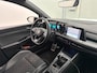 Volkswagen Golf 1.5 TSI R-Line Business+ 130 PK| Origineel Nederlands | 1e EIgenaar | Navigatie Pro | Dodehoekdetectie | Achteruitrijcamera | Parkeersensoren |