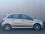 Mercedes-Benz B-klasse 180 Business Class Automaat - Iridium Silber - Nav/Cruise/Stoelverwarming