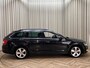 Skoda Octavia Combi 2.0 TDI *Standkachel* / Stoelverwarming / Cruise / Trekhaak / Xenon / Lane Assist / Canton Premium Audio / PDC / 17" LMV