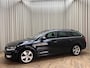 Skoda Octavia Combi 2.0 TDI *Standkachel* / Stoelverwarming / Cruise / Trekhaak / Xenon / Lane Assist / Canton Premium Audio / PDC / 17" LMV