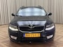 Skoda Octavia Combi 2.0 TDI *Standkachel* / Stoelverwarming / Cruise / Trekhaak / Xenon / Lane Assist / Canton Premium Audio / PDC / 17" LMV