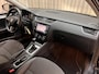 Skoda Octavia Combi 2.0 TDI *Standkachel* / Stoelverwarming / Cruise / Trekhaak / Xenon / Lane Assist / Canton Premium Audio / PDC / 17" LMV