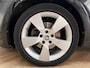 Skoda Octavia Combi 2.0 TDI *Standkachel* / Stoelverwarming / Cruise / Trekhaak / Xenon / Lane Assist / Canton Premium Audio / PDC / 17" LMV