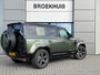 Land Rover Defender 110 P300e X-Dynamic HSE | Pano | El. trekhaak | Koelbox | Black Pack | Cold Climate | Alcantara hemel | ClearSight