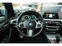 BMW 5-Serie 530e 252 PK iPerformance High Executive M-Sportpakket / 97% SOH/ Schuifdak/ Sport-Stoelen/ Stoel.Verw/ Camera/ Led-Koplamp/ Shadow-Line/ 20'' LMV