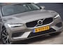 Volvo V60 2.0 B3 Momentum Business UITKLAPBARE TREKHAAK/LEDEREN BEKLEDING/COMFORT-STOELEN