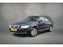 Volvo V70 2.5T Momentum | Leer | Stoelverwarming | NAP | 17" LM