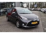 Toyota Yaris 1.5 HYBRID TREND 5-DEURS AFN-TREKHAAK CRUISE CAMERA LM-VELGEN METALLIC NL-AUTO