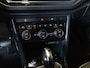 Volkswagen T-Roc 1.5 TSI Sport Business R / 150pk / Panorama dak / Trekhaak / Achteruitrij camera / Leder /
