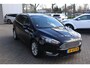Ford Focus Wagon 125PK TITANIUM CRUISE NAVI PARK-SENSOREN WINTERPACK APPLE/ANDROID PRIVACY-GLASS LM-VELGEN