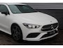 Mercedes-Benz CLA Shooting Brake 180 Business | Sfeerverlichting | Camera | Night pakket | Stoelverwarming |