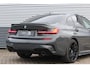 BMW 3-Serie 330e | M Performance | 360 Camera | Adaptive cruise | Stuurverwarming | Stoelverwarming | Trekhaak | Harman Kardon