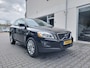 Volvo XC60 2.4 D5 AWD Momentum Dealer onderhouden Origineel NL Trekhaak Clima PDC 18 inch Stoelverwarming Regensensor