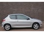 Peugeot 206 1.4 Génération, 3 deurs, airco, sportvelgen, zeer nette auto!