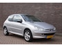 Peugeot 206 1.4 Génération, 3 deurs, airco, sportvelgen, zeer nette auto!