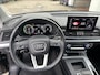 Audi Q5 50 TFSI e Advanced edition | Automaat | Wegklapbare Trekhaak | Stoelverwarming | Adaptive Cruise Control | Sfeerverlichting | Apple Carplay | Android Auto | Parkeer Camera | Elektrisch inklapbare spiegels | Elektrische achterklep |