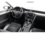 Volkswagen Passat Sedan 1.4 TSI GTE Highline 218 PK Plug-in hybride | 78,7% SOH | Elec. stoelen met verwarming | Trekhaak afneembaar | Adaptieve cruise controle | PDC | 17LMV | DEALER-STAAT