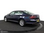 Volkswagen Passat Sedan 1.4 TSI GTE Highline 218 PK Plug-in hybride | 78,7% SOH | Elec. stoelen met verwarming | Trekhaak afneembaar | Adaptieve cruise controle | PDC | 17LMV | DEALER-STAAT