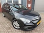 Hyundai i30 CW 1.6i i-Motion / Clima / LM / AUX