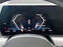 BMW iX1 xDrive30 Launch Edition 67 kWh 313 PK / Automaat / Airco / Apple CarPlay / Navigatie / 360 Camera / Harman-Kardon / Trekhaak / Leder Int / 17" LM Velgen / 1e Eigenaar!