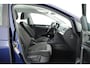 Volkswagen Golf 1.5 TSI 130pk Highline Trekhaak Virtual Cockpit Navigatie