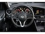 Alfa Romeo Giulia 2.0 T AWD Veloce Q4 | Harman Kardon | Stuurverwarming | Stoelverwarming | Memory Seat | Keyless | Adaptive Cruise Control | Camera | Navigatie | DNA | Leer | QV Velgen | Elektrische Stoelen | Dodehoek Detectie |
