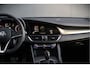 Alfa Romeo Giulia 2.0 T AWD Veloce Q4 | Harman Kardon | Stuurverwarming | Stoelverwarming | Memory Seat | Keyless | Adaptive Cruise Control | Camera | Navigatie | DNA | Leer | QV Velgen | Elektrische Stoelen | Dodehoek Detectie |