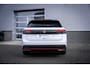 Volkswagen ID.7 Tourer Limited Edition | Achterbank in ongelijke delen neerklapbaar incl. middenarmsteun en doorlaadmogelijkheid | Afstandscontrolesysteem (Front Assist), met voetgangers- en fietsersherkenning | Automatische afstandsregeling (Adaptive Cruise Control)