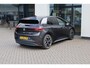 Volkswagen ID.3 First Plus 58 kWh 204PK / 150kW, NL Auto Door ons geleverd en onderhouden, fietsen steunhaak, SOH 88% adaptieve cruise control (acc), LED Matrix (IQ.Lights), achteruitrijcamera (rear view), keyless start & entry, 19" LMV, elektrisch verstel-, verwarm- en inklapbare buitenspiegels (spiegel pakket), verwarmbare voorstoelen, DAB+, navigatie, Apple Carplay & Android Auto, parkeersensoren voor en achter (pdc), multifunctioneel lederen stuurwiel etc.