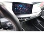 Volkswagen ID.3 First Plus 58 kWh 204PK / 150kW, NL Auto Door ons geleverd en onderhouden, fietsen steunhaak, SOH 88% adaptieve cruise control (acc), LED Matrix (IQ.Lights), achteruitrijcamera (rear view), keyless start & entry, 19" LMV, elektrisch verstel-, verwarm- en inklapbare buitenspiegels (spiegel pakket), verwarmbare voorstoelen, DAB+, navigatie, Apple Carplay & Android Auto, parkeersensoren voor en achter (pdc), multifunctioneel lederen stuurwiel etc.