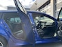 Renault Megane Estate 1.3 TCe Intens Airco Trekhaak 1700kg trekgewicht Cruise control Head up display Parkeersensoren voor en achter Telefoonverbinding Stuurwielbediening 5-Persoons Navigatiesysteem Lichtmetalenvelgen
