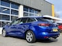 Renault Megane Estate 1.3 TCe Intens Airco Trekhaak 1700kg trekgewicht Cruise control Head up display Parkeersensoren voor en achter Telefoonverbinding Stuurwielbediening 5-Persoons Navigatiesysteem Lichtmetalenvelgen