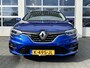 Renault Megane Estate 1.3 TCe Intens Airco Trekhaak 1700kg trekgewicht Cruise control Head up display Parkeersensoren voor en achter Telefoonverbinding Stuurwielbediening 5-Persoons Navigatiesysteem Lichtmetalenvelgen