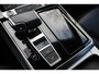Audi Q8 55 TFSI e quattro Pro Line | Incl. 12 maanden Garantie | Night Vision Assistant | Luchtvering | Panorama dak | 360* Camera | Keyless Go | Stoel/stuur verwarming | Stoelventilatie | Elektrisch verstelbare stoelen | Elektrische kofferbakklep | Adaptive cruise | Dodehoekdetectie | Apple CarPlay/Android Auto | DAB | Climate controle | Automatisch inparkeren | Navigatie |