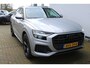 Audi Q8 55 TFSI e quattro Pro Line | Incl. 12 maanden Garantie | Night Vision Assistant | Luchtvering | Panorama dak | 360* Camera | Keyless Go | Stoel/stuur verwarming | Stoelventilatie | Elektrisch verstelbare stoelen | Elektrische kofferbakklep | Adaptive cruise | Dodehoekdetectie | Apple CarPlay/Android Auto | DAB | Climate controle | Automatisch inparkeren | Navigatie |