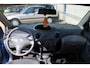 Toyota Yaris 1.3-16V VVT-i Sol Automaat airco