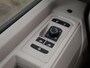 Volkswagen Multivan Bulli Edition L2 1.5 eHybrid EU6 180 kW (245pk) 31 Panorama dak | Elektrisch bedienbare schuifdeuren en achterklep | IQ Light | Wegklapb. Trekhaak | Navi | App Connect | ACC |
