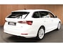 Skoda Octavia Combi 1.4 TSI iV PHEV HUD Leder Memory Camera ACC Stuurverwarming Ambient Keyless Virtual