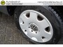 Volkswagen Fox 1.4 75PK TRENDLINE ORIGINEEL NEDERLANDS SCHUIF-KANTELDAK 4X PERF ALL SEASON BANDEN ELECTR.RAMEN SPIEGELS RADIO CD