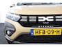 Dacia Sandero Stepway TCe 90 automaat extreme | Schuif-/kanteldak | Stoelverw. | Parkeercamera |